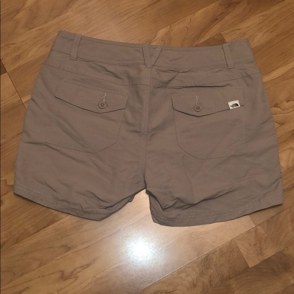 The North Face Shorts - Picture 2 of 4
